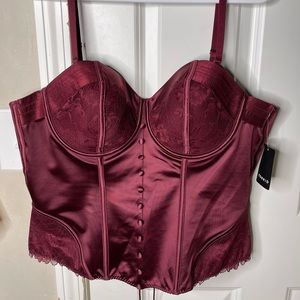 Torrid Size 1x (14-16) maroon corset new with tags.